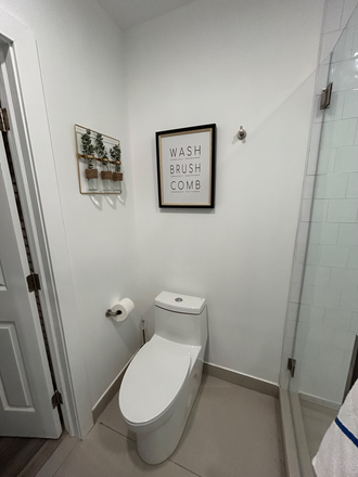 Bathroom - Apartment in Coconut Grove