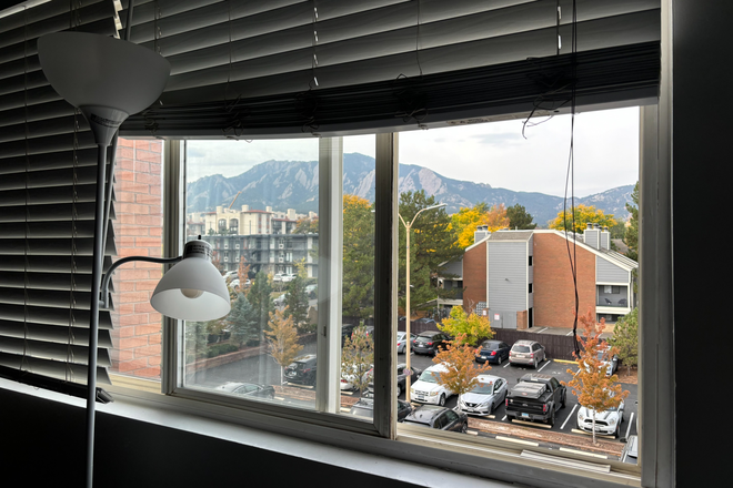 Bedroom - Sterling Boulder Apartment