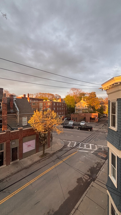 Outside view from bedroom - SUMMER SUBLET NEAR BERKLEE! DIRECT BUS ROUTE + STOP RIGHT OUT FRONT!
