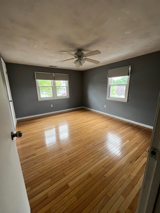 Bedroom. No closet view - Roommate Needed to Share large 2-bedroom apt. $1250/mo per room including utilities