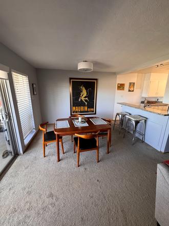 Dining Area - La Vera HOA 6 blocks from Campus and close to many stores and restaurants