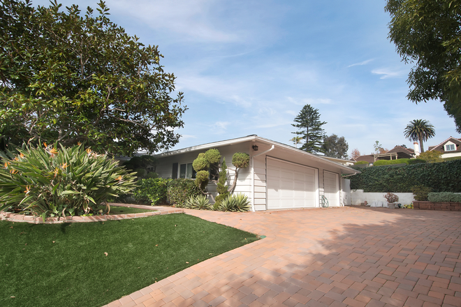  - LOVELY LA JOLLA 3BD/2.5BA HOME WITH POOL! $8,495/mo