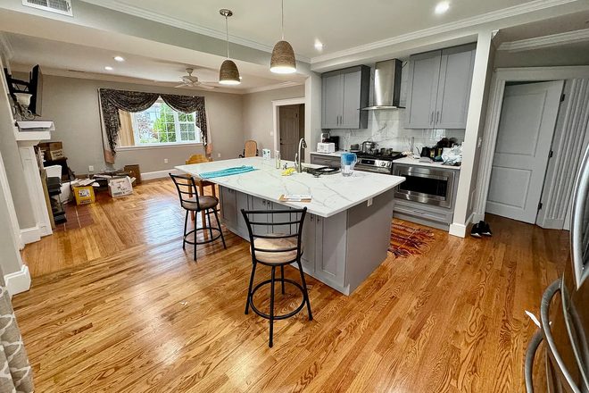 Kitchen - **NOW RENTING 2026-27** NEWLY RENOVATED 4-BEDROOM APARTMENT STEPS TO CAMPUS