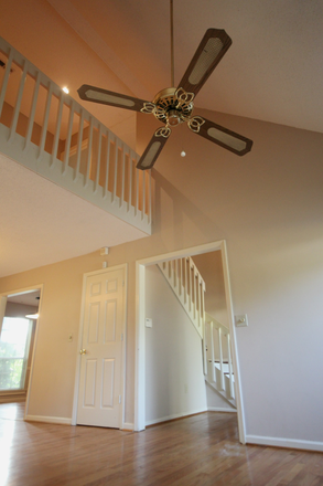 Vaulted Great Room - 5BD/3BA End-Unit Home — Bike to KSU | Hardwood / Tile Throughout | 6-Car Parking