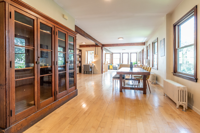 Open space living / dining area - Large loft style furnished 2bd in Edgewater's gold coast, 5 min walk to Manhattan ferry