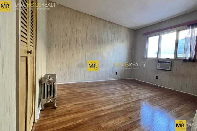 Living Space - High St 6 Bed Somerville Apartments