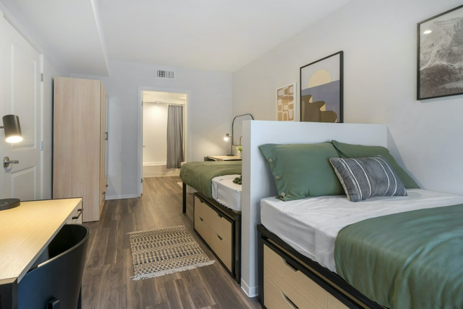Bedroom - Summer Housing at Identity Logan Park
