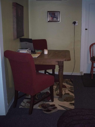 Dining Area - 1 Bedroom private apartment in house across from Sloan