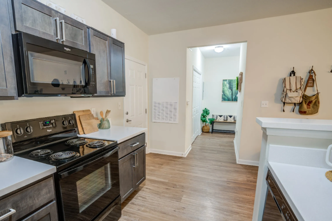 kitchen - Alight Birmingham Apartments