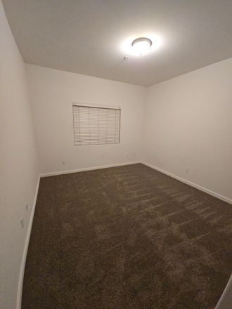 Bedroom, will be shared with another person - Philadelphia Housing