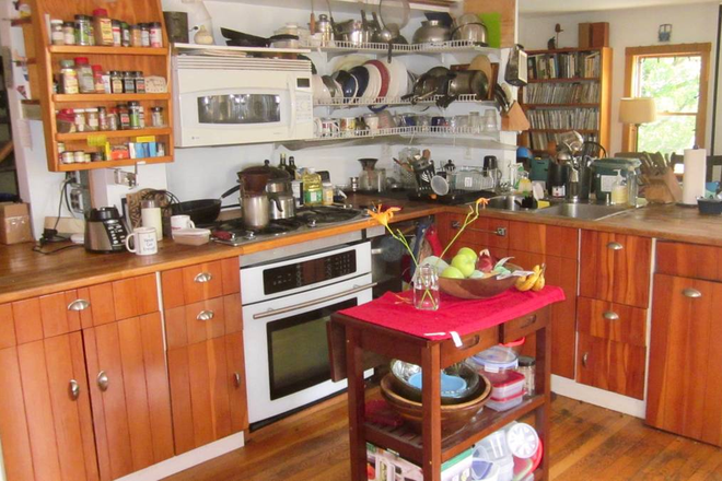 Kitchen - Room in Shared House in Mid-Cambridge