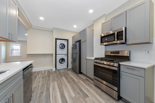 . - Renovated 3 Bed/1 Bath Apartment with Deck and in-unit Laundry