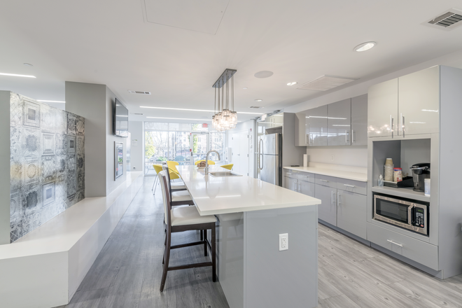 1 - SEPT 2025 or EARLIER?W/D In Unit?2bed/2bath?Pets OK?Furnished Option