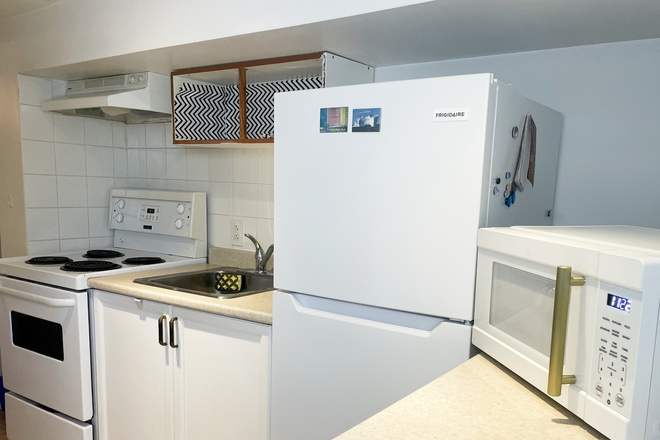 Kitchen - Furnished Basement Studio apartment,  Bloor and Ossington