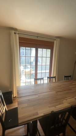 Dining room - Room close to campus House