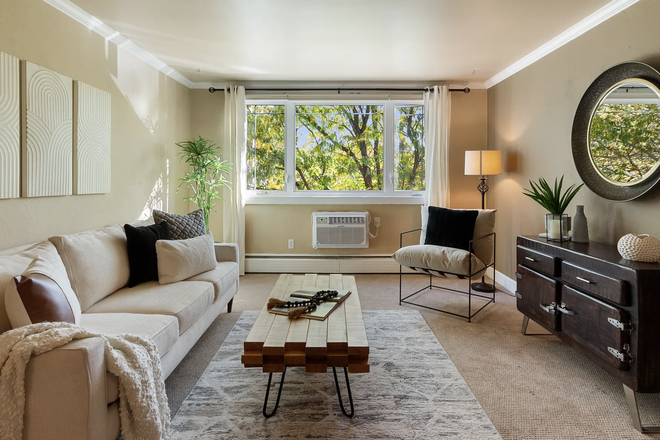 Please Email or Text for link to additional photos and listing information! - Updated Top-Floor 1BR Condo | 5 Minute Drive to DU | West Wash Park / South Pearl