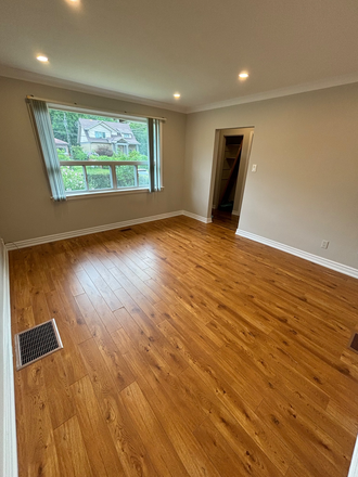 Living room - House for Rent: Walking distance to U of T
