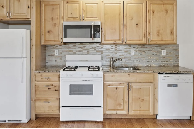 Kitchen /living room - Collage Place Apartments