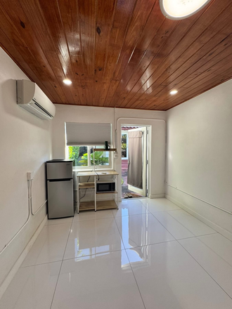 Interior - Available July - Standalone Guest House, Incl. Internet, Utilites, and Private Washer / Dri