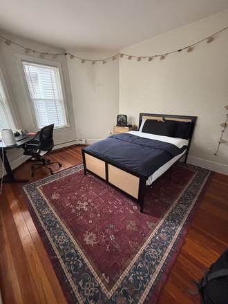 spacious bedroom! - Spacious Room Available on Quiet Street Close to Orange Line Triplex
