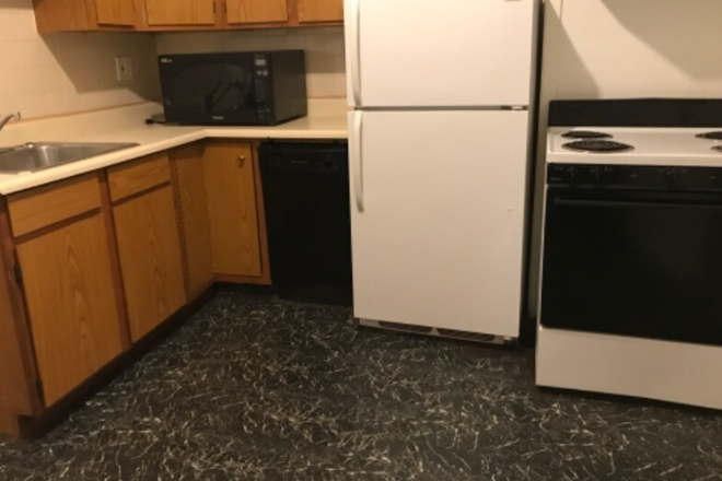 Call NOW for showings! 617-236-8600 - CUNARD ST - SOUTH END 3BR/1BA *AVAIL NOW* W/ LNDRY IN BLDNG, EIK, DW SECONDS TO NEU, MBTA RUGGLES