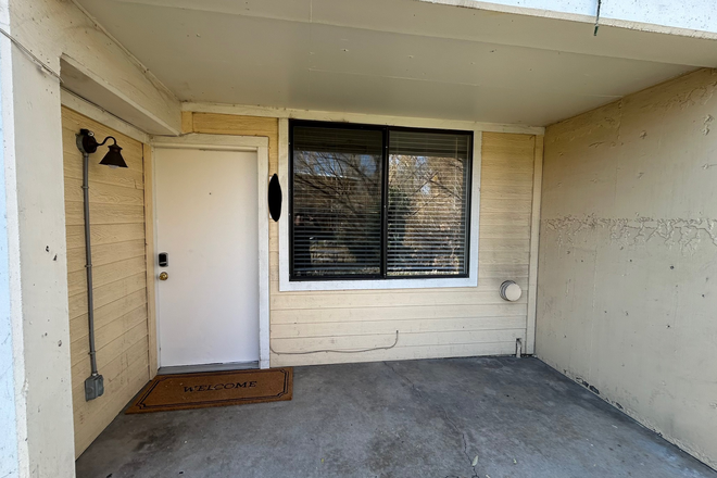 Front Door Entrance - Buffalo Canyon Apartments
