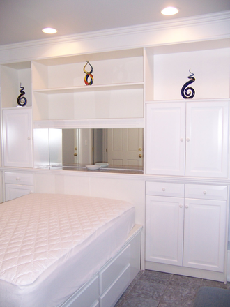 Bed and Dressers - Fully Furnished May-August w/ Option to Renew
