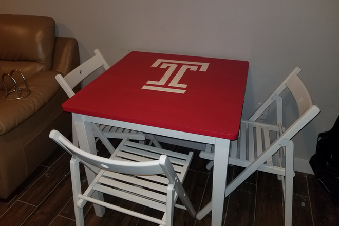 Kitchen Table - Temple Villas-1522 Diamond St, Unit A Apartments