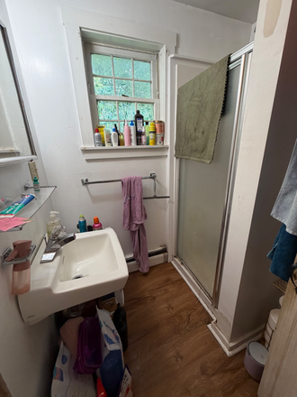 Bathroom - One Bedroom Apartment with private entrance