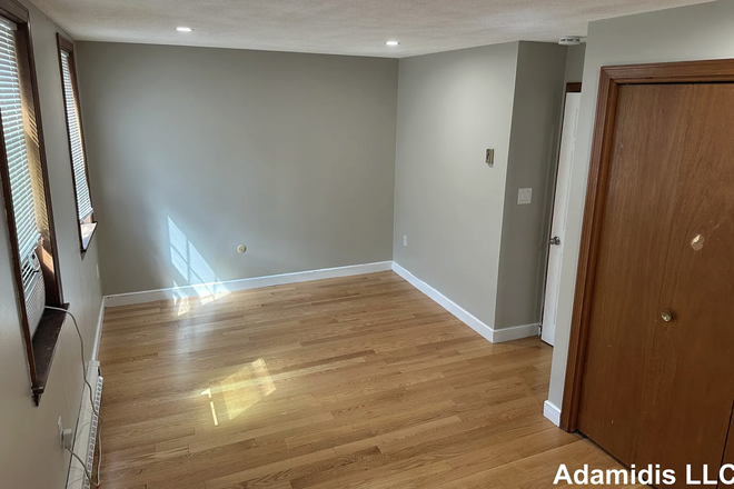 bedroom (old photo) - 1 Bedroom 1 Bath Back Bay, in unit washer dryer Apartments