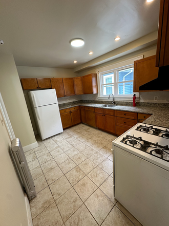 kitchen with Frig - New 3 Bedroom Apt for Rent- 15 min walk from SHU
