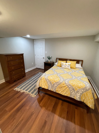 Private bedroom - Garden Level Furnished 1BR 1BA Suite 10 min Walk to JHU Homewood - All Utilities Included!