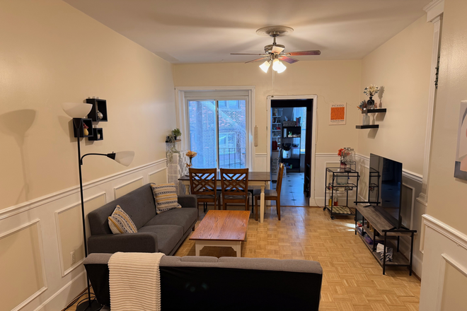 . - Close to Campus, 3 bed 1 bath, heat and hot water included