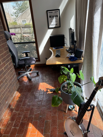 Desk - Whole house in Carrboro for rent