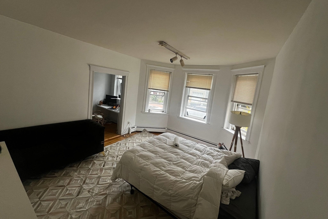 bedroom1 - Spacious 2 Bed + Office, 1 Bath w/ LAUNDRY IN  UNIT! Heat&Hot Water Included! Available NOW!