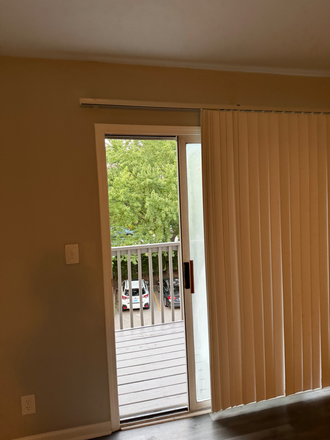Door to balcony - Apartments on Horsemans lane