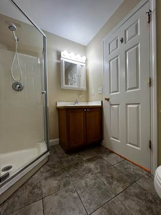 bathroom - Huge updated 5 bed right next to BU! *9/1/2025 Apartments