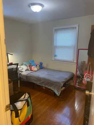 Private Bedroom - Mission Hill Sublet in 3bd/1br Convenient to Campus, Longwood Medical Area, & Brookline