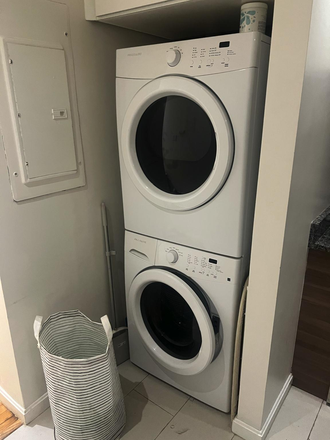Washer / Dryer - 1BR Sublet 7min walk to Berklee – Fully Furnished, Private Bath, Jan 1 – Aug 27 (73 Gainsborough at) Apartments