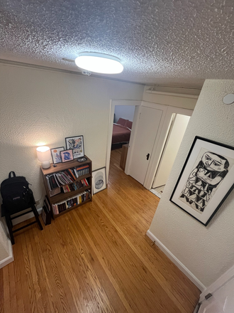 Foyer - Sunny One-Bedroom Apartment Summer Sublet - Minutes Away From Harvard Campus