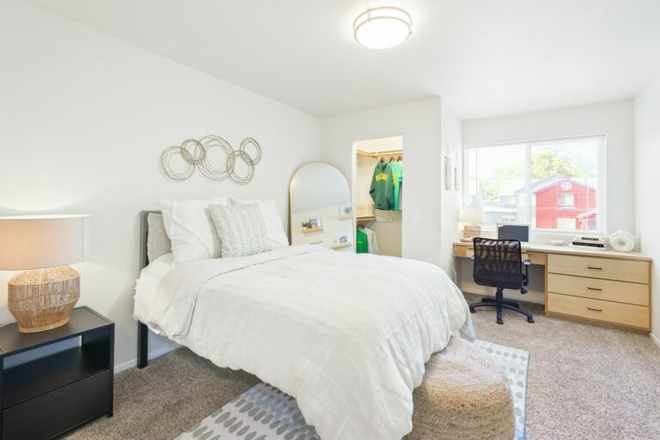 Bedroom - Ducks Village Apartments, 1bd1ba unit