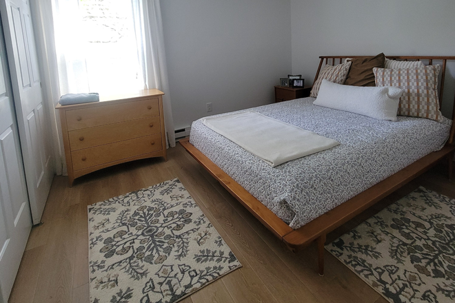Bedroom - Hop on your bike, enjoy the lake! Condo