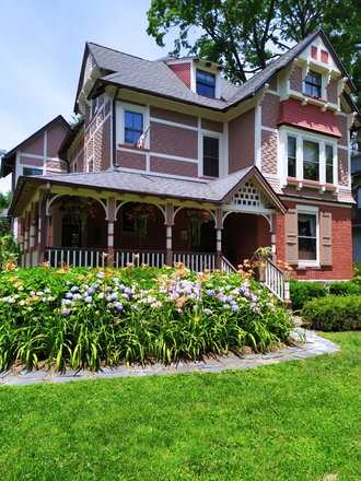 Victorian house with rooms to rent - Beautiful Victorian Home