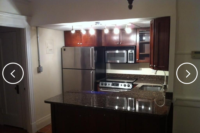 Kitchen - Braemore Condominiums