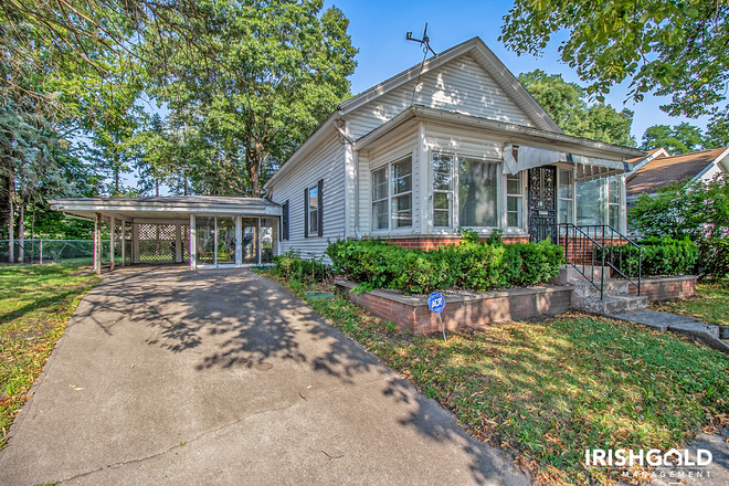 Front - 705 North Frances Street House