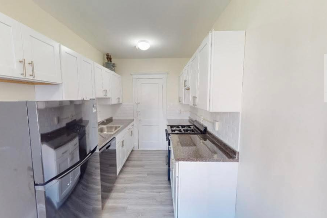 Kitchen - Park Drive Apartments