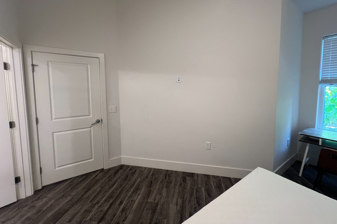 Bedroom. There's also 4 bar stools (not yet added at time of photo) which can be used as table space. - Bedroom with private bathroom in largest Aspen Heights 2br-2ba, with $2800 rent reduction Apartments