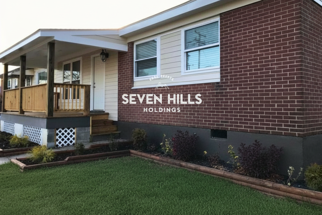 Front of House - 1022 N Harrison St