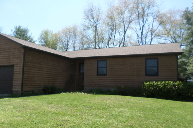  - 3 Bedroom 2 Bath House with 2 Car Garage