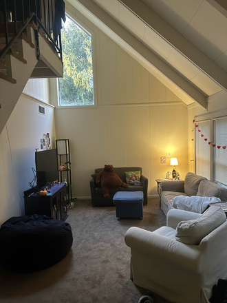 Living Room - PUFFTON APARTMENTS - SPRING/SUMMER SUBLET